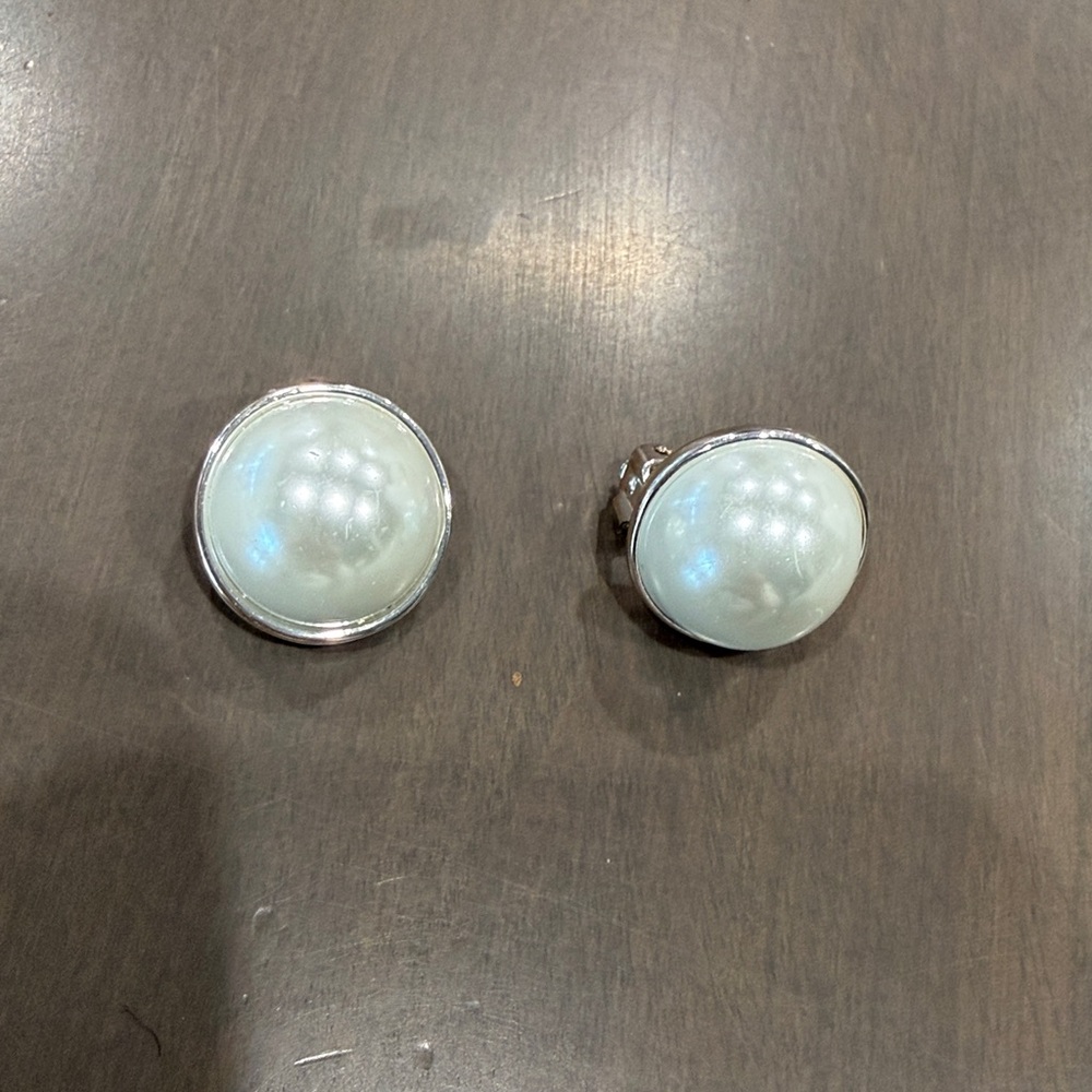 Ralph Lauren NEW Button Clip-On Earrings Silver/Pearl